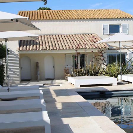 Mas Des Cabidoules Bed & Breakfast Saintes-Maries-de-la-Mer Exterior photo
